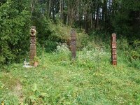 Cavers' memorial.jpg