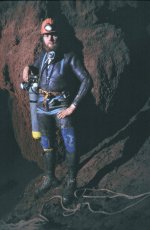 Ken Gregory prepares to dive.jpg